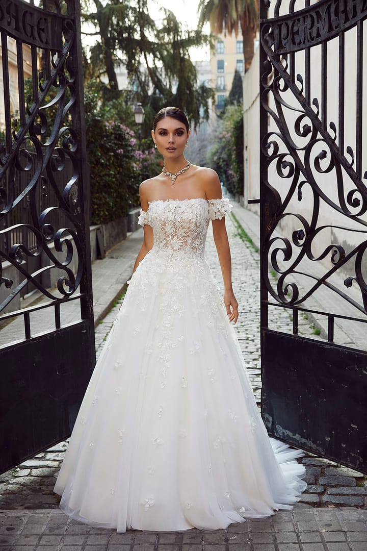 Skye Wedding Dress Ronald Joyce Sardegna - Atelier La Parigina Cagliari